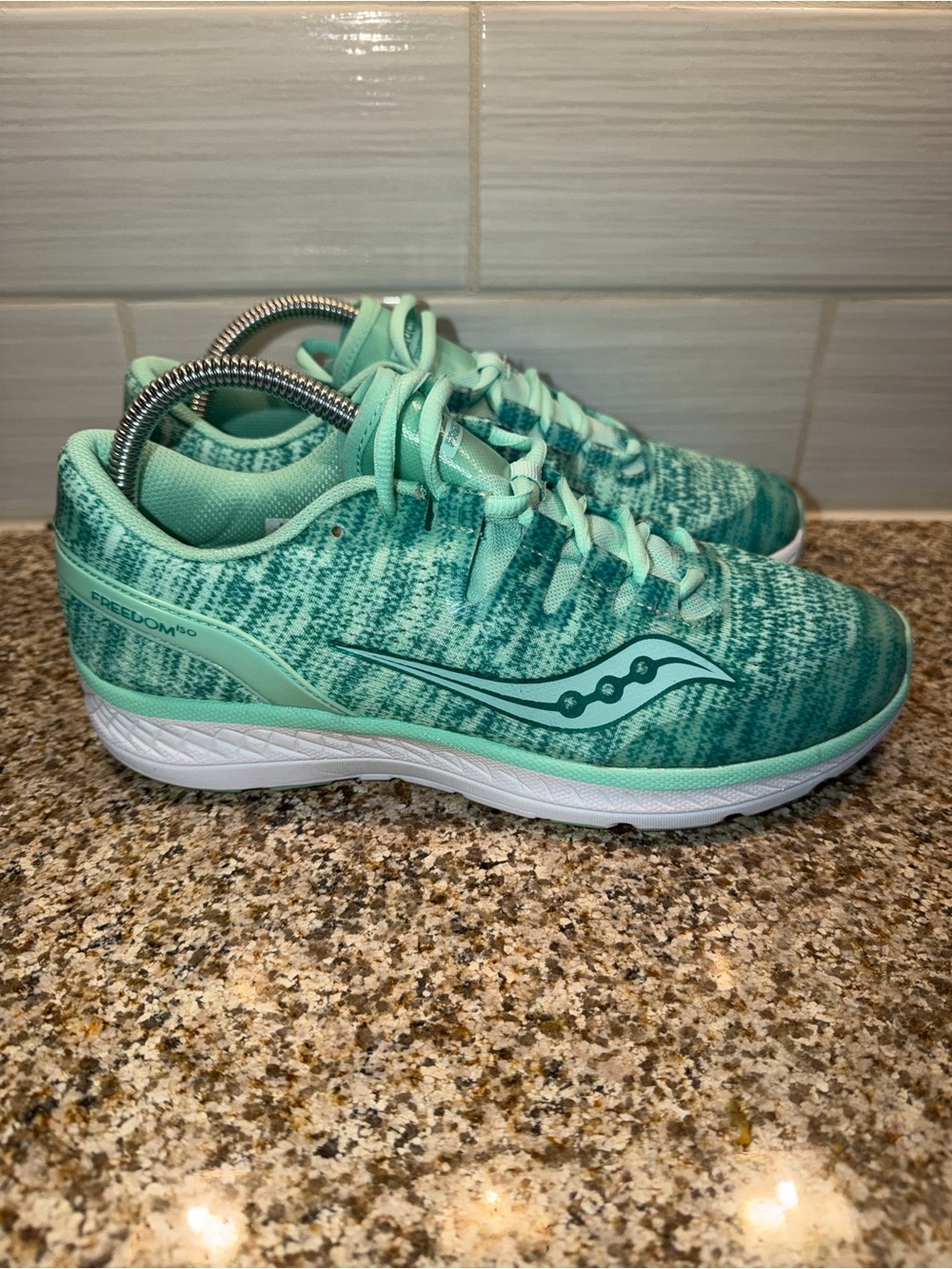 Saucony Freedom 2 Athletic Shoes in Mint Teal